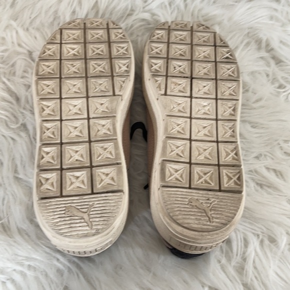 PUMA Suede Platform Trace Shimmer Sneakers Size 7 - Picture 6 of 8